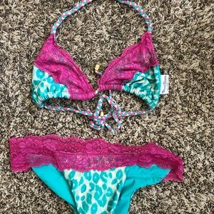 Cheetah bikini with lace!